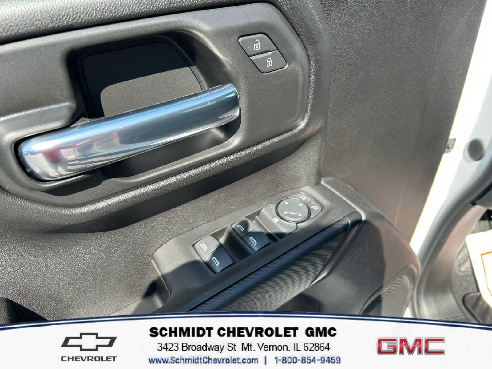 New 2026 Chevrolet Silverado 1500 Custom w/ Turbomax Blackout Package AWD/4WD image 25