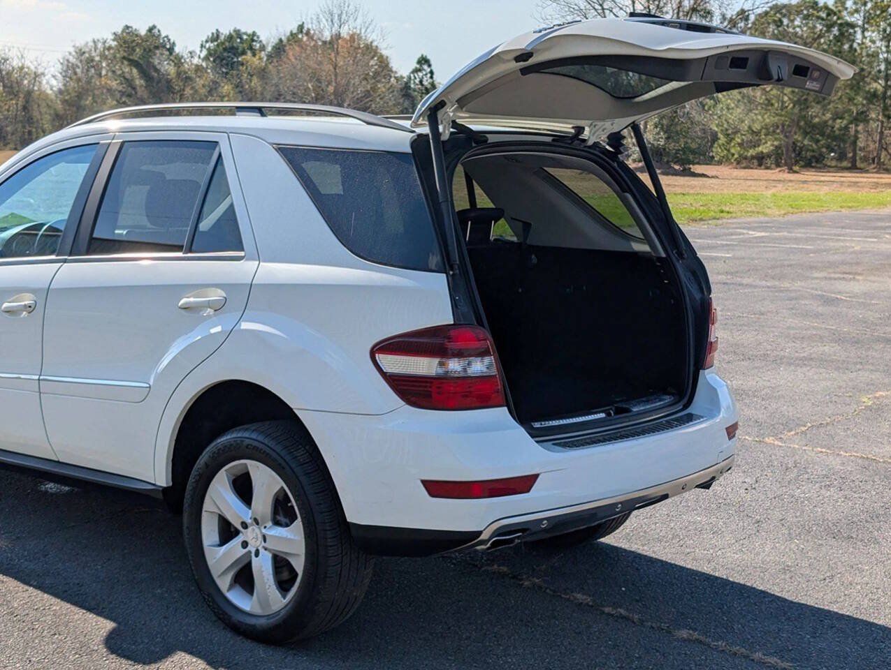 Used 2009 Mercedes-Benz ML 320 BlueTEC 4MATIC image 32