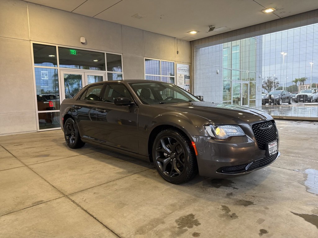 Certified 2023 Chrysler 300 Touring w/ Sport Appearance Package image 2