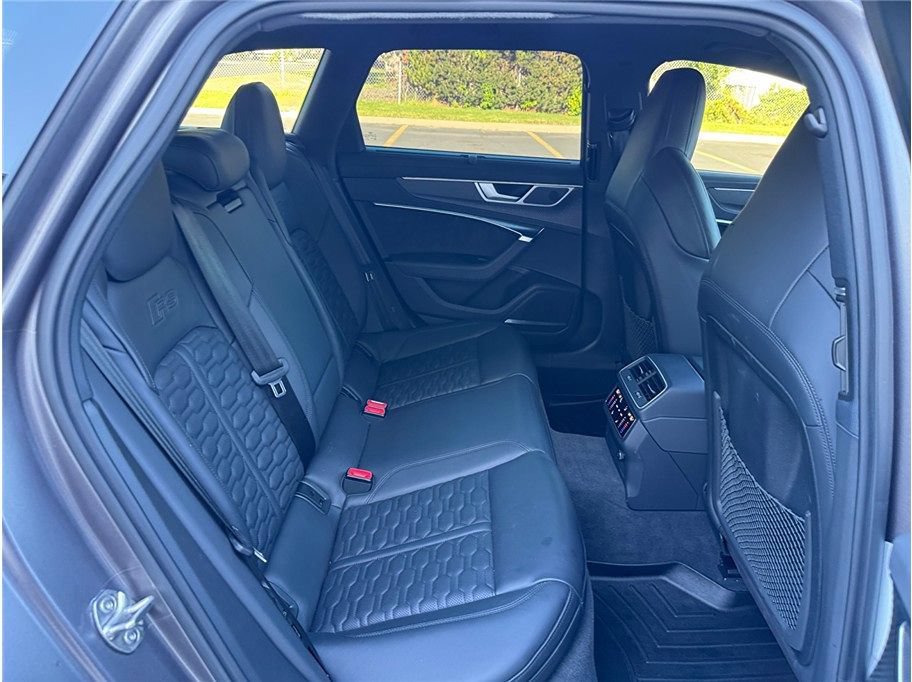 Used 2022 Audi RS 6 AWD/4WD image 16