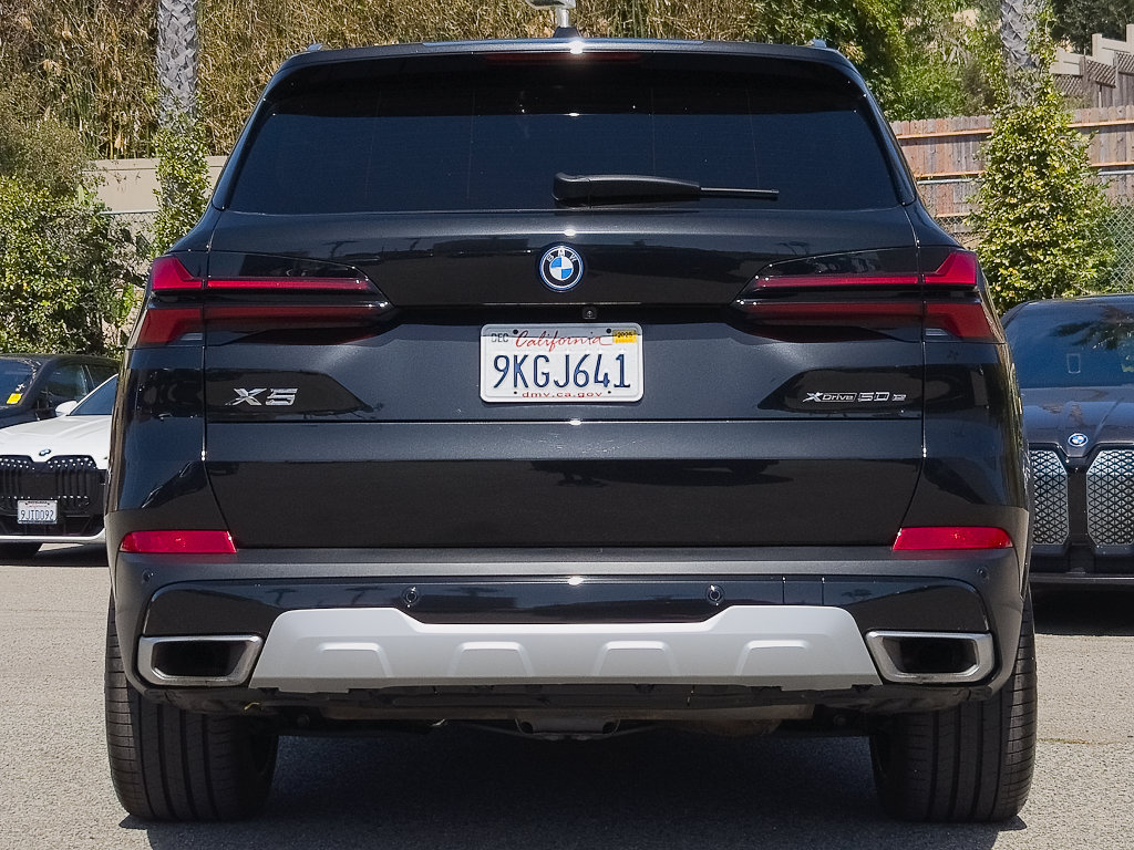 Used 2024 BMW X5 xDrive50e w/ Premium Package AWD/4WD image 26