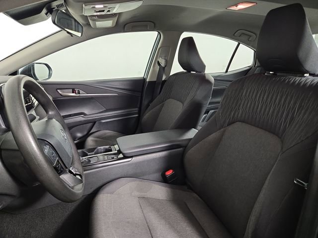 Used 2025 Toyota Camry LE FWD image 13