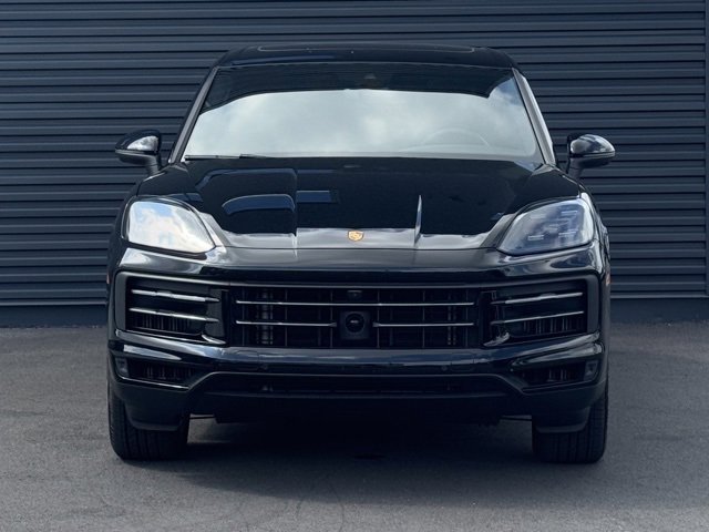 Used 2024 Porsche Cayenne image 10