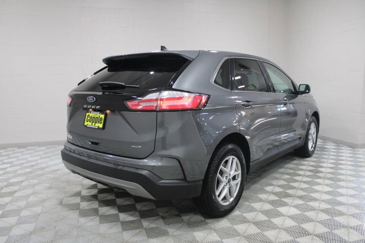 Used 2023 Ford Edge SEL w/ Convenience Package image 11