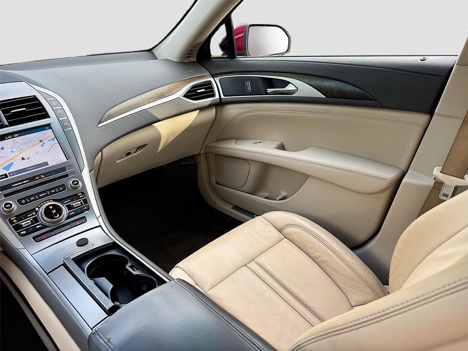 Used 2017 Lincoln MKZ Select w/ Select Plus Package FWD image 24