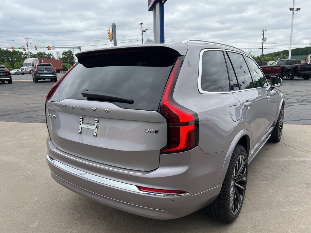 New 2026 Volvo XC90 B6 Plus w/ Protection Package Premier image 5