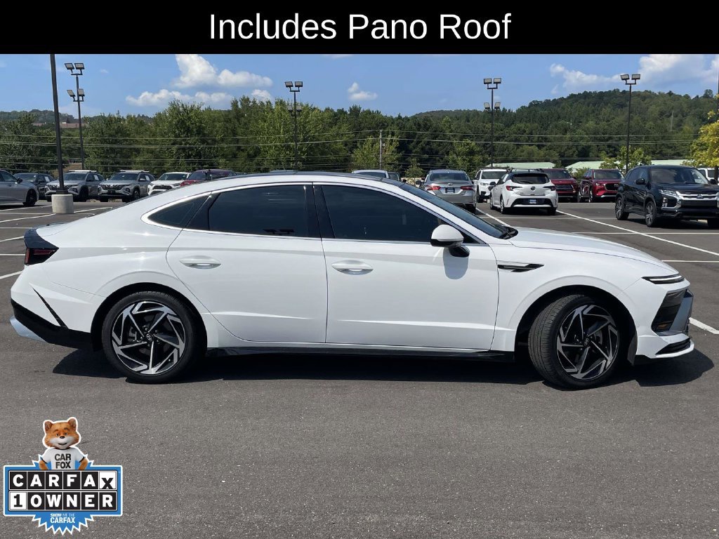 Used 2025 Hyundai Sonata SEL FWD image 2