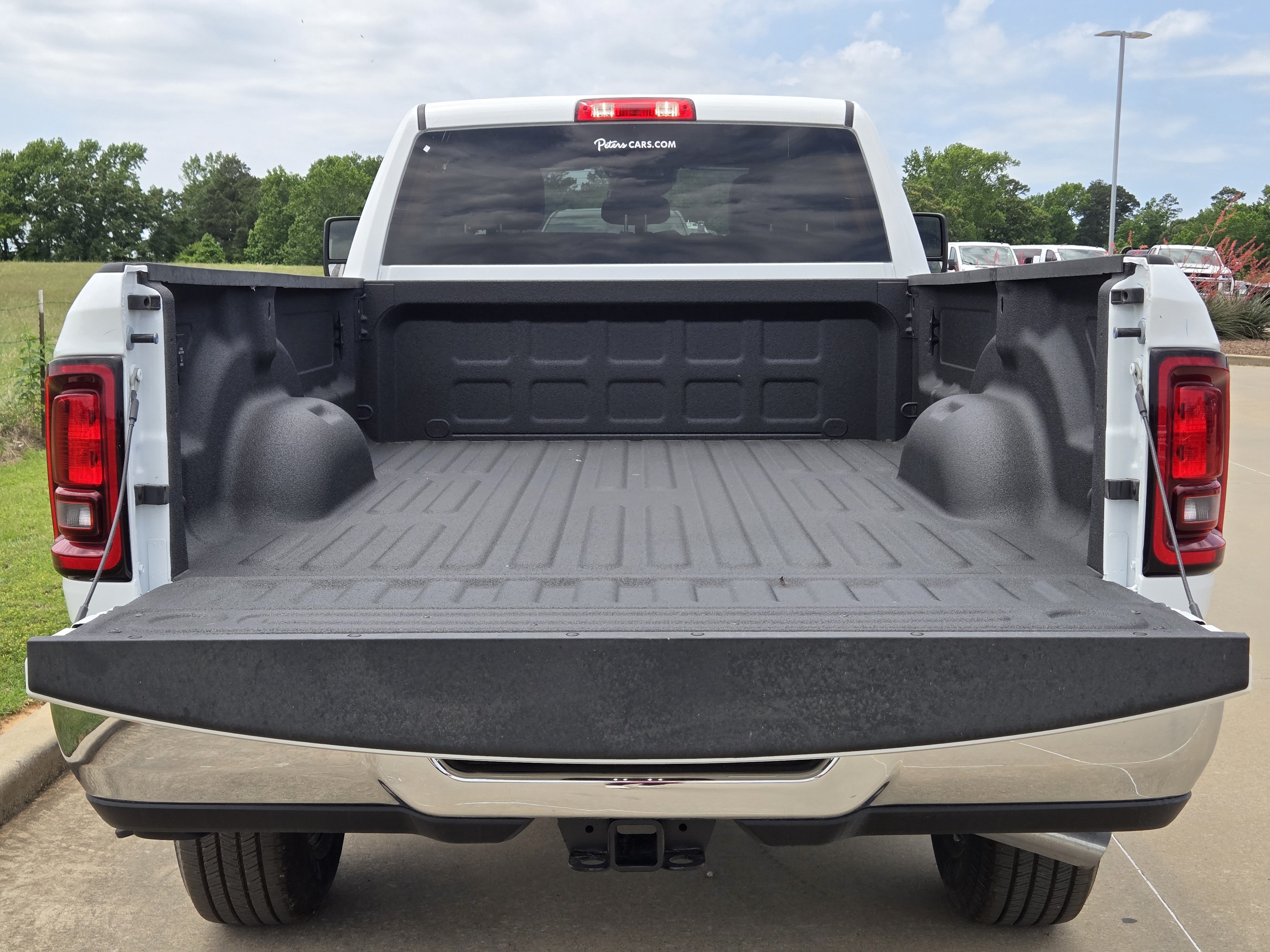 New 2026 RAM 2500 Tradesman w/ Chrome Appearance Group AWD/4WD image 7