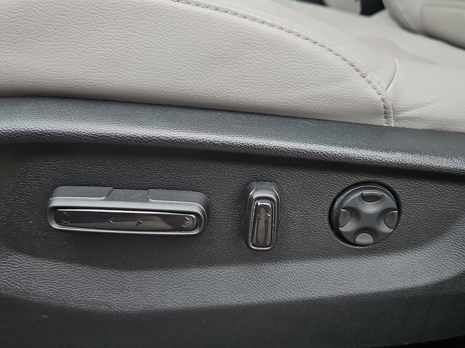 Used 2020 Honda CR-V EX-L image 28