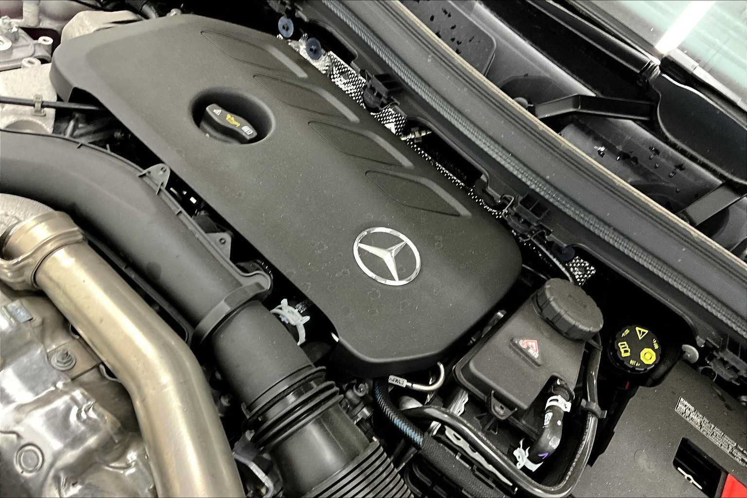 New 2025 Mercedes-Benz GLA 250 image 17