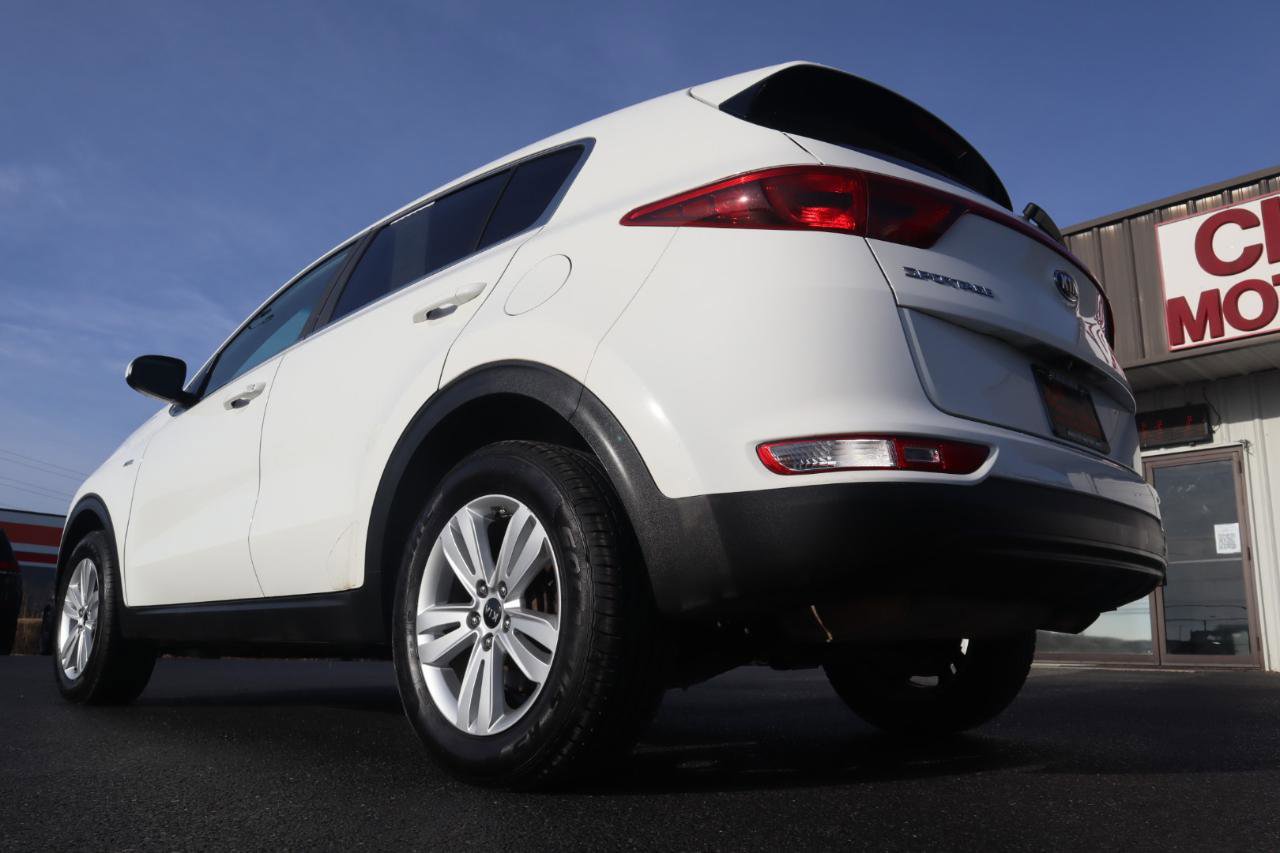 Used 2019 Kia Sportage LX image 19