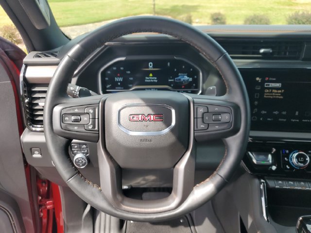 Used 2023 GMC Sierra 1500 AT4 w/ AT4 Premium Package AWD/4WD image 27