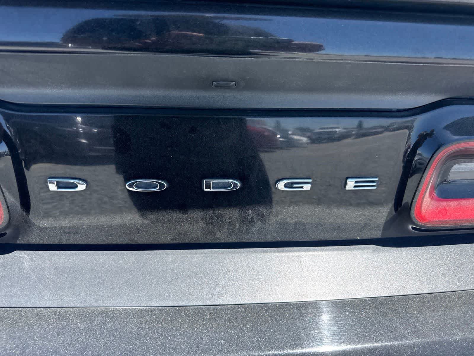 Used 2015 Dodge Challenger R/T Plus RWD image 13