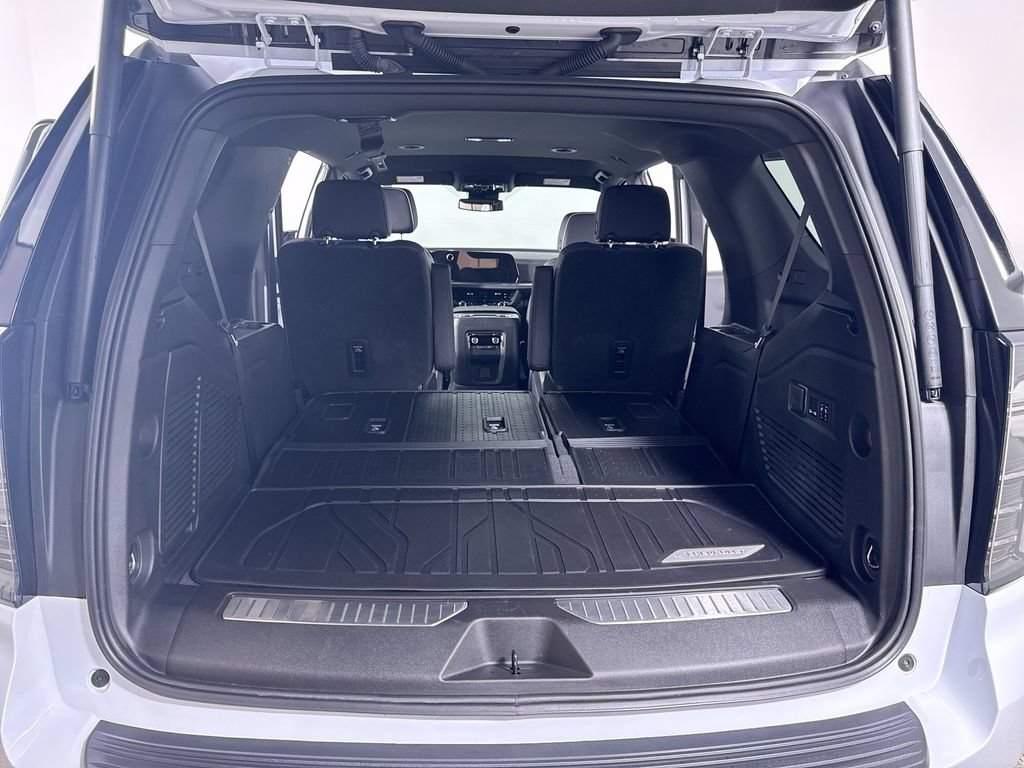 Used 2026 Chevrolet Tahoe Premier RWD image 24