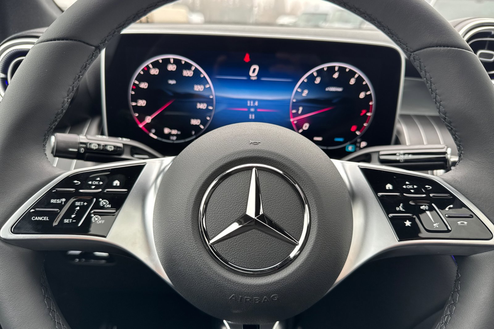 New 2026 Mercedes-Benz GLC 300 4MATIC image 24