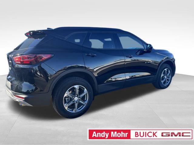 Used 2025 Chevrolet Blazer LT w/ Convenience Package FWD image 13