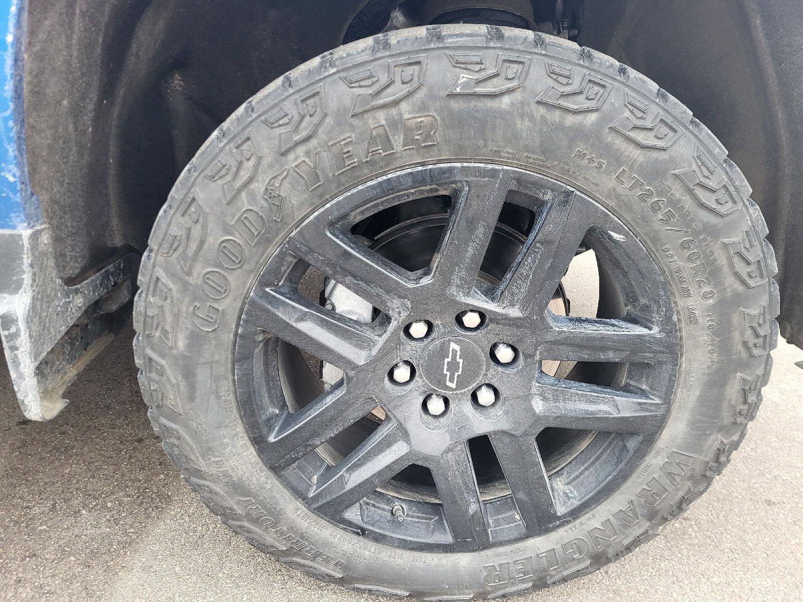 Used 2023 Chevrolet Silverado 1500 Custom Trail Boss w/ LPO, Dark Essentials Package image 14