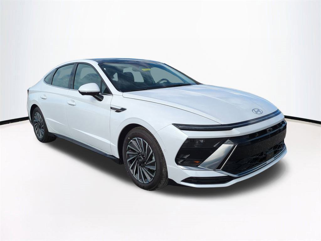 New 2025 Hyundai Sonata Limited image 2