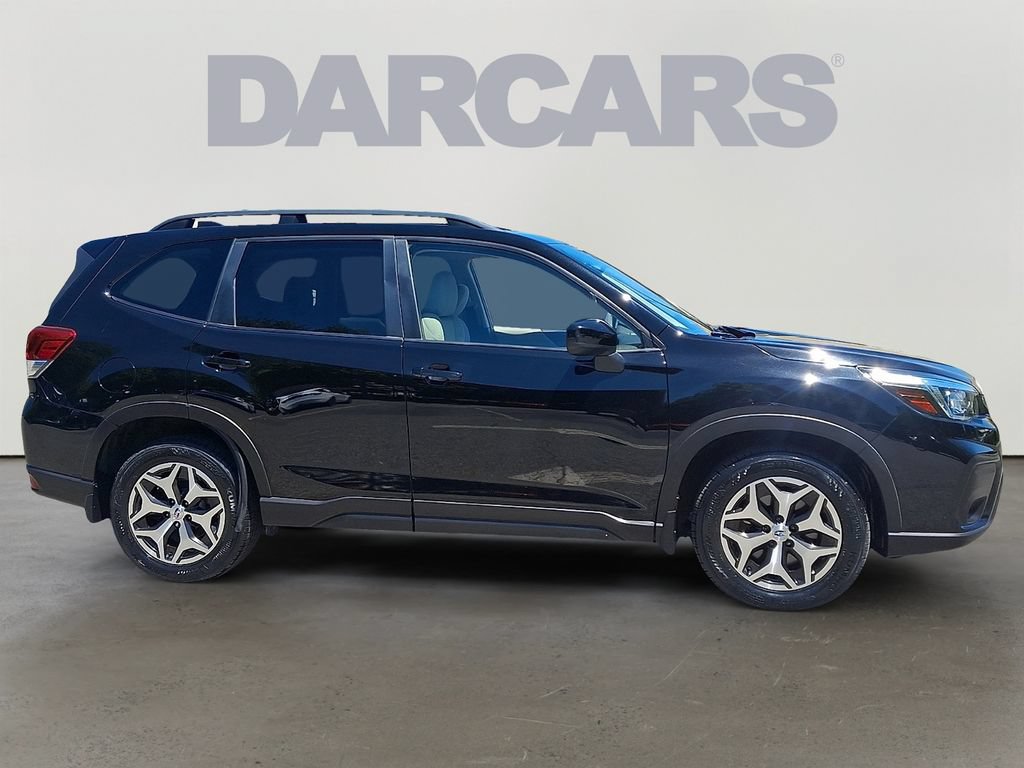 Used 2020 Subaru Forester Premium AWD/4WD image 7