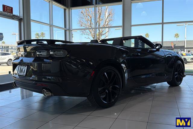Used 2024 Chevrolet Camaro LT RWD image 4