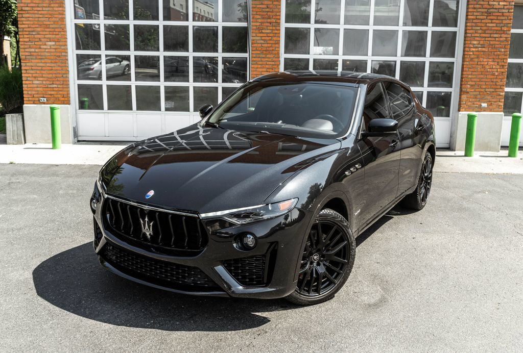 Used 2021 Maserati Levante S GranSport AWD/4WD image 2