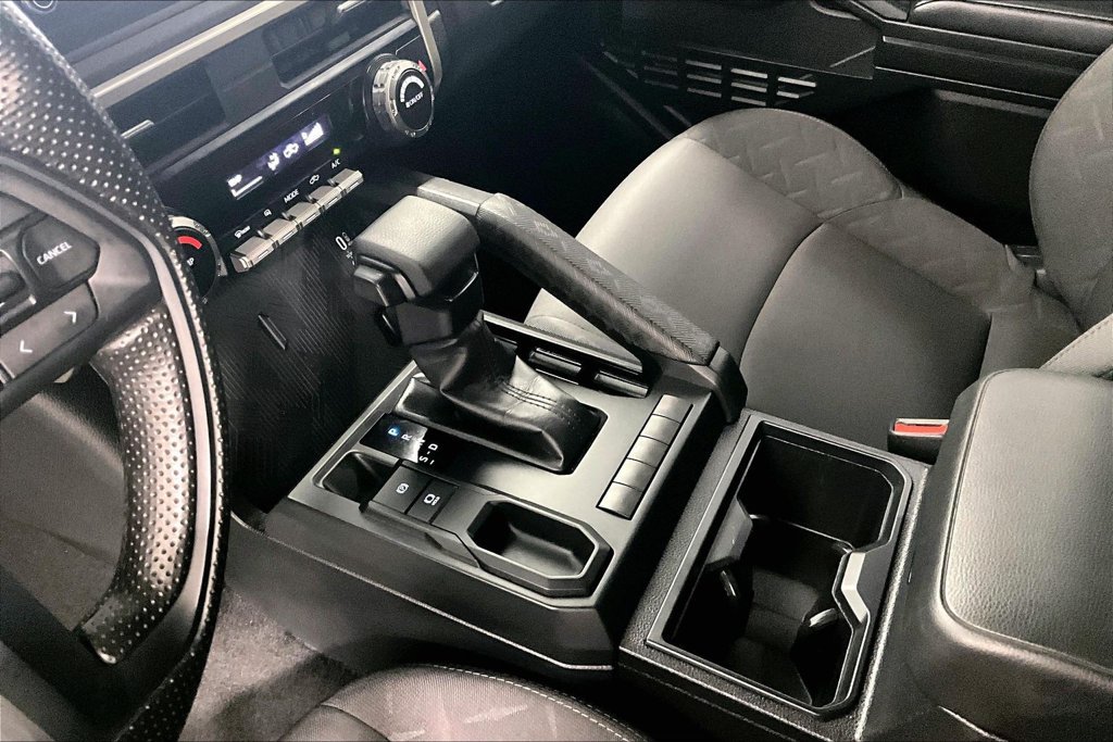 Used 2024 Toyota Tacoma SR RWD image 17