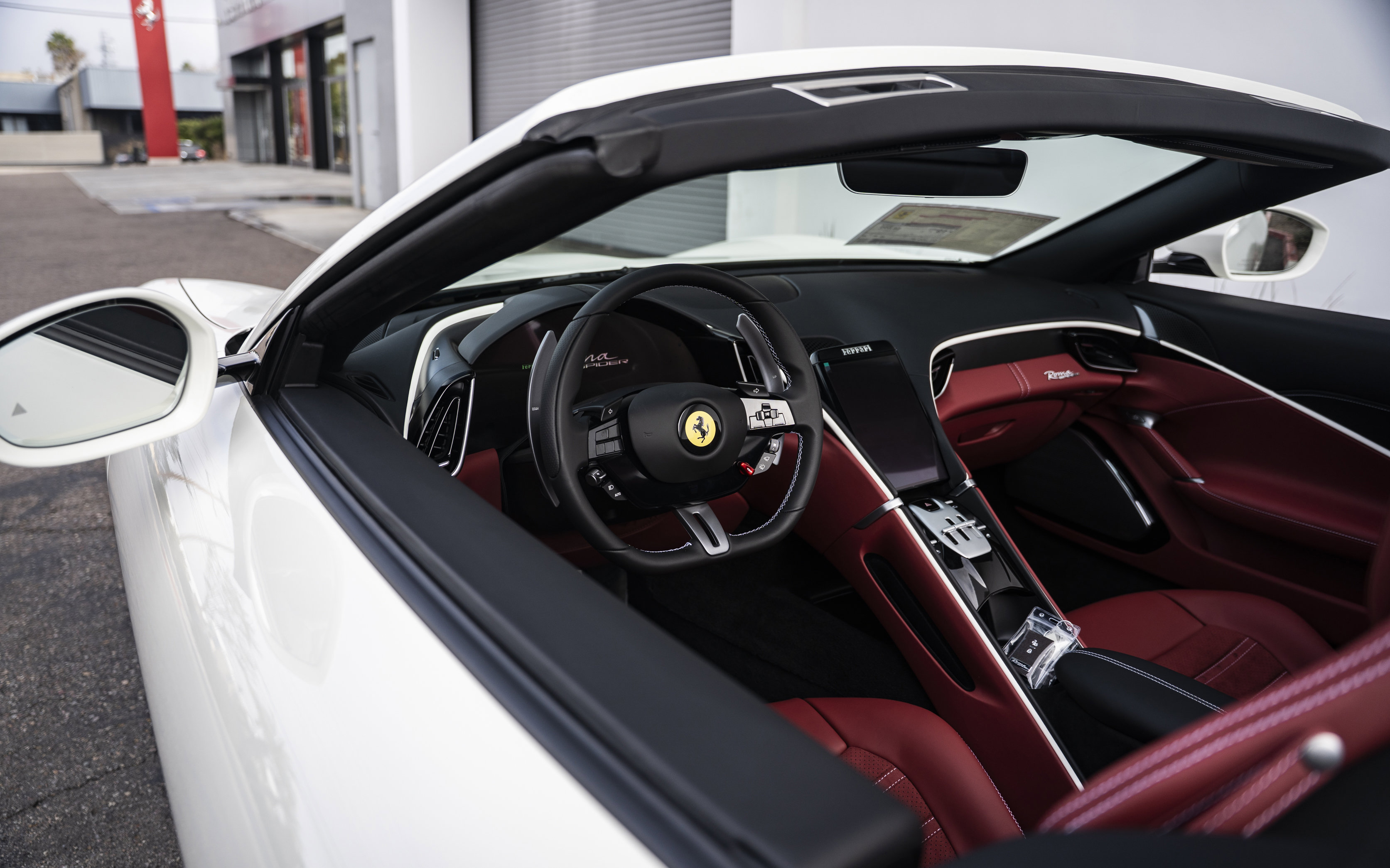 Used 2026 Ferrari Roma Spider RWD image 27