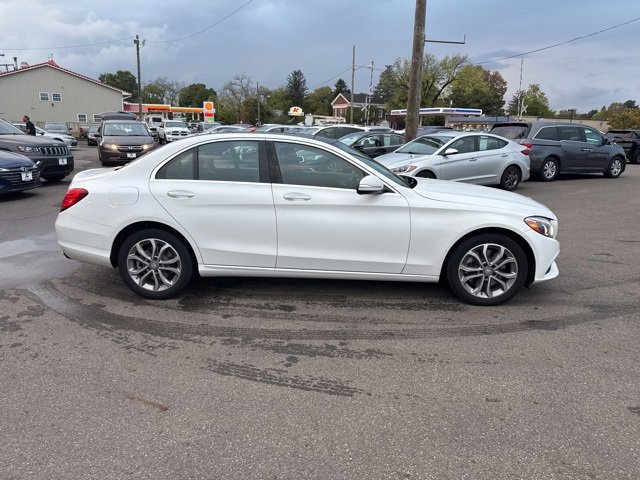 Used 2015 Mercedes-Benz C 300 4MATIC Sedan image 2