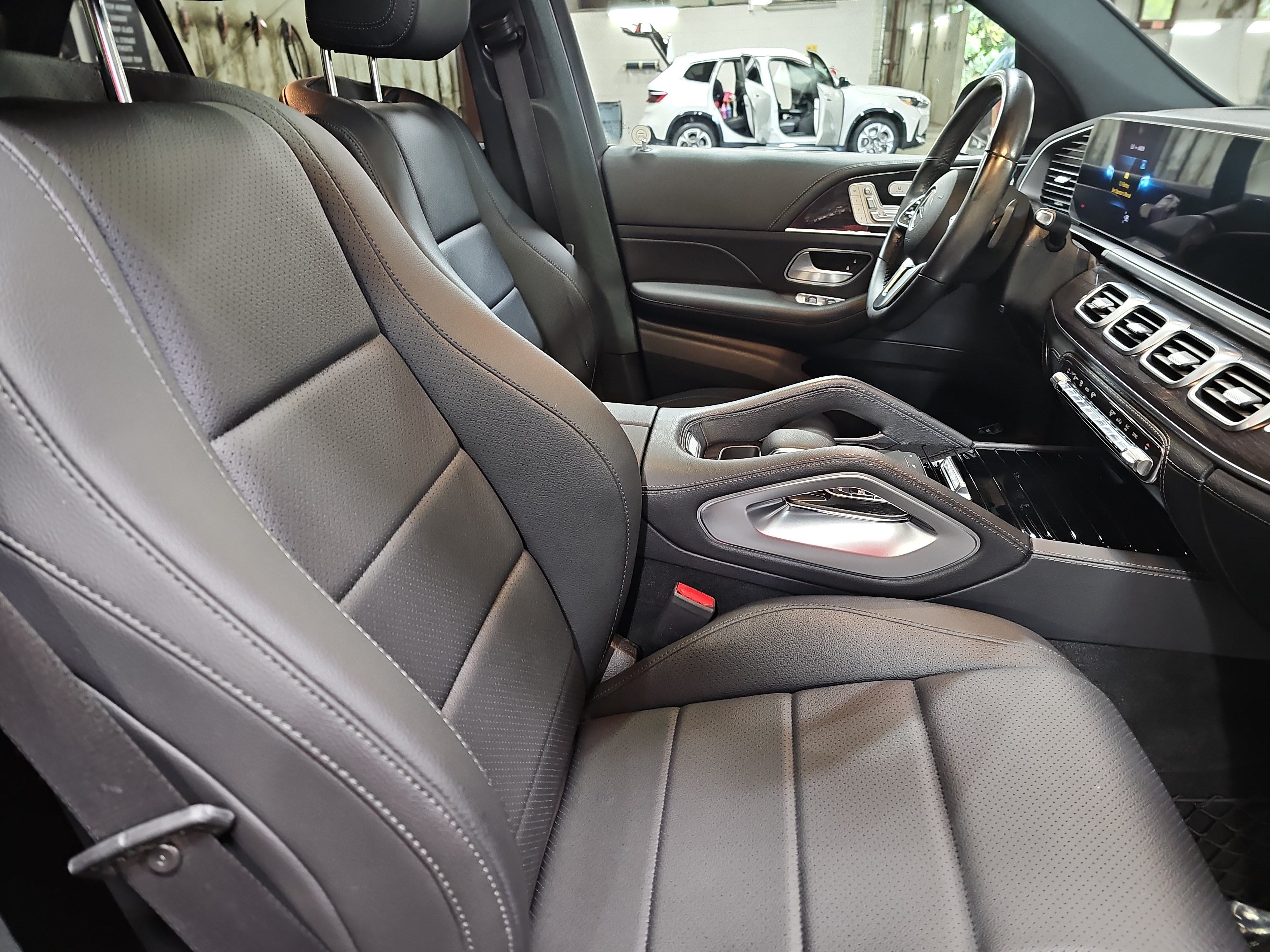 Certified 2020 Mercedes-Benz GLE 350 4MATIC image 11