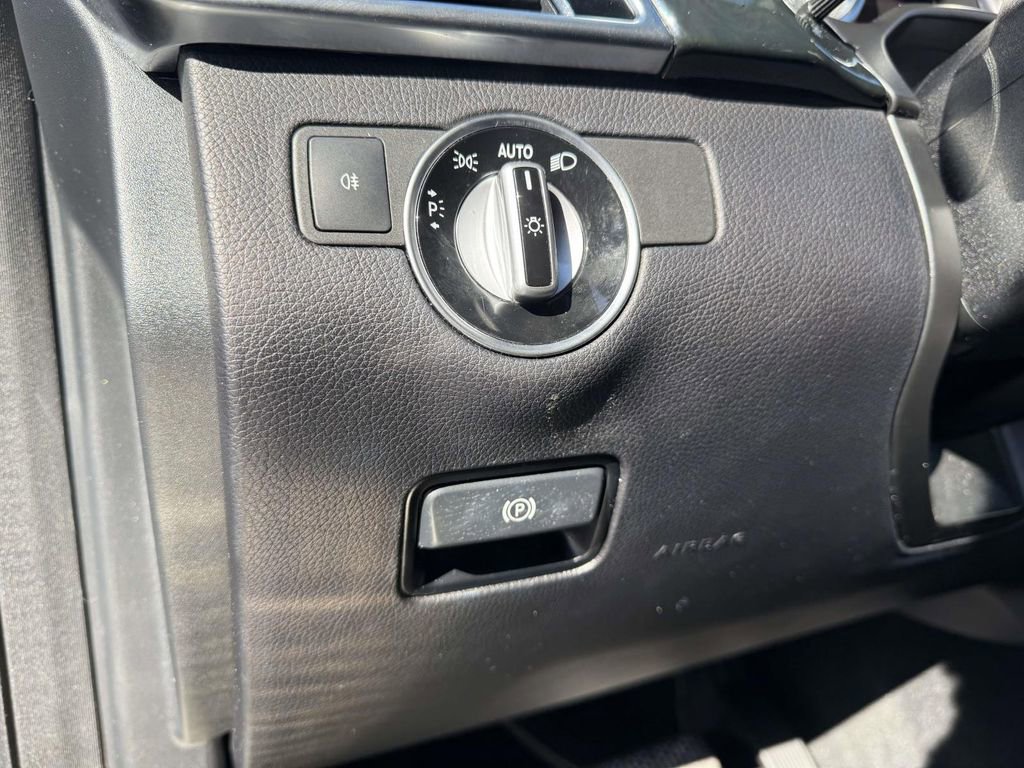 Used 2018 Mercedes-Benz GLE 350 image 15