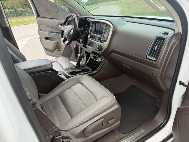 Used 2021 GMC Canyon Denali RWD image 15