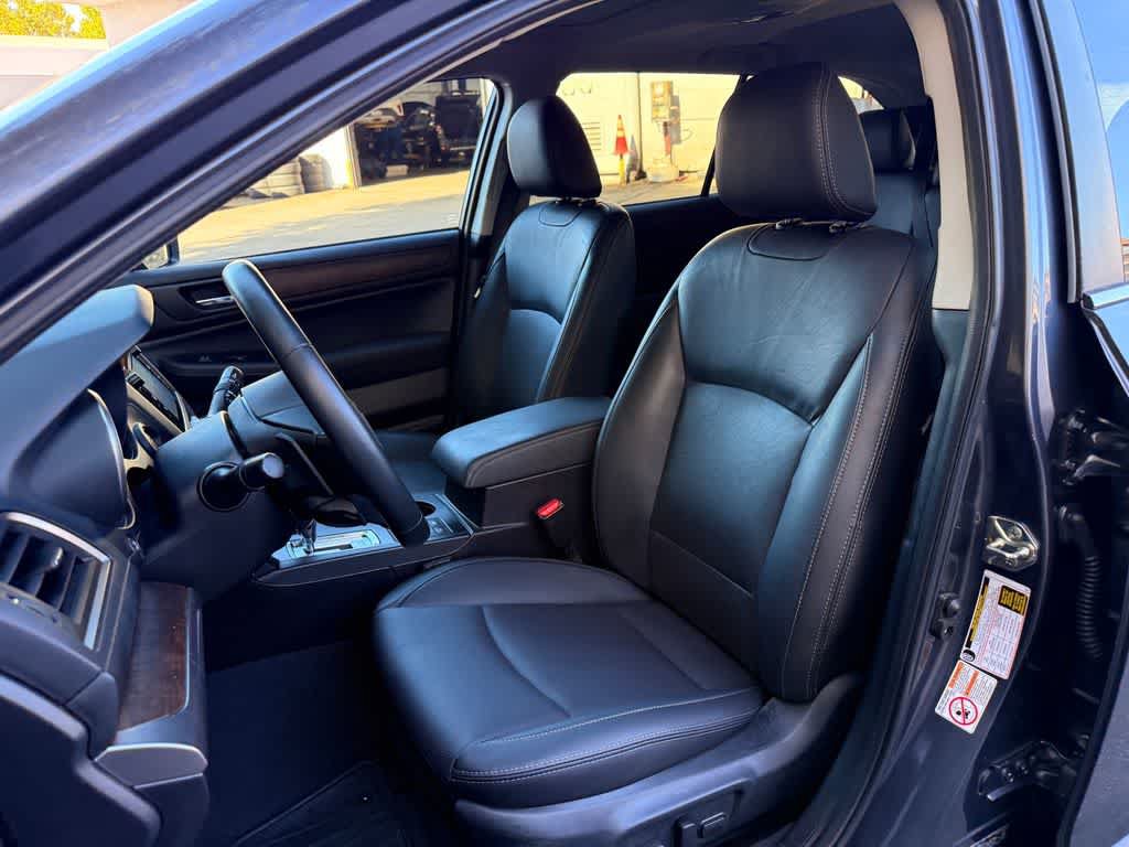 Used 2016 Subaru Outback 2.5i Limited AWD/4WD image 11