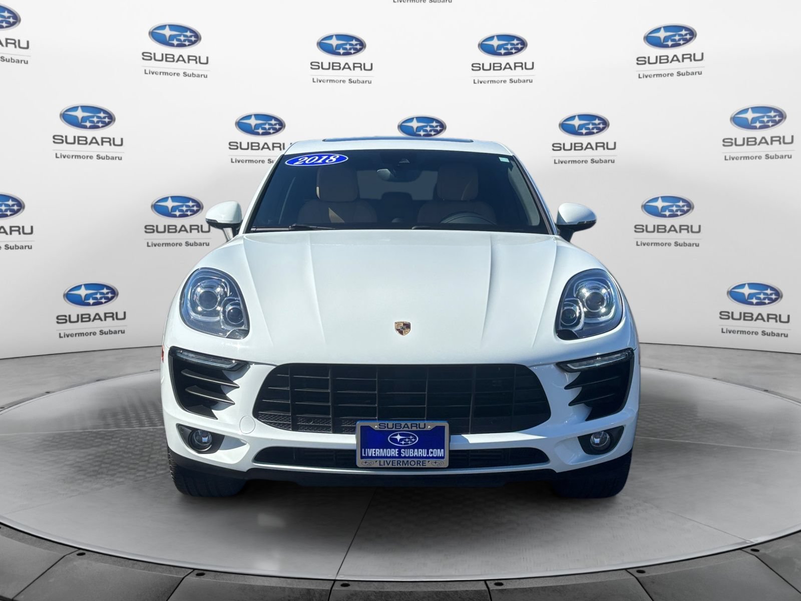 Used 2018 Porsche Macan AWD/4WD image 8