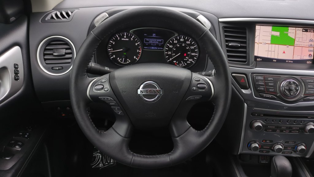Certified 2020 Nissan Pathfinder SL FWD image 12