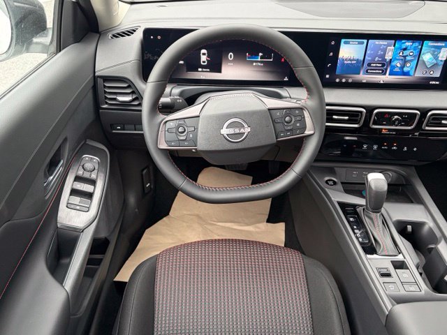 New 2027 Nissan Sentra SR w/ Floor Mat Package FWD image 34