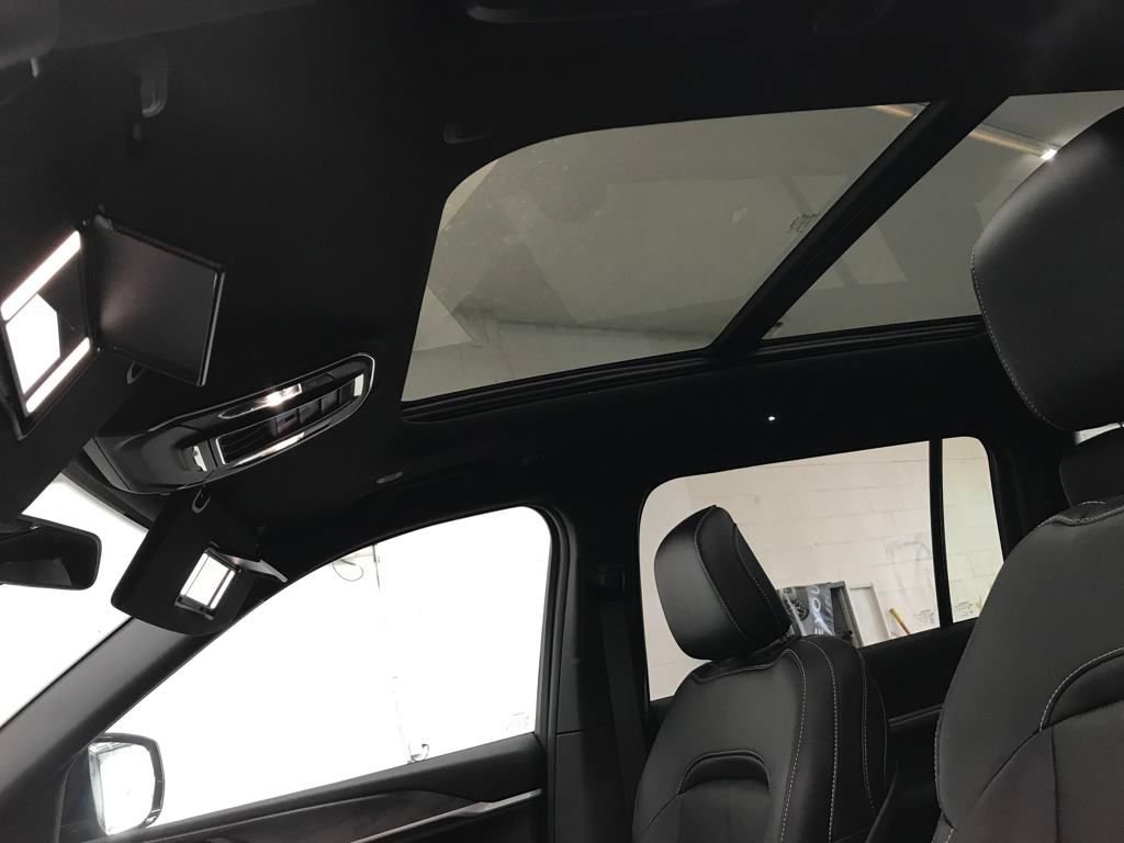 New 2025 Jeep Grand Cherokee L Limited image 22