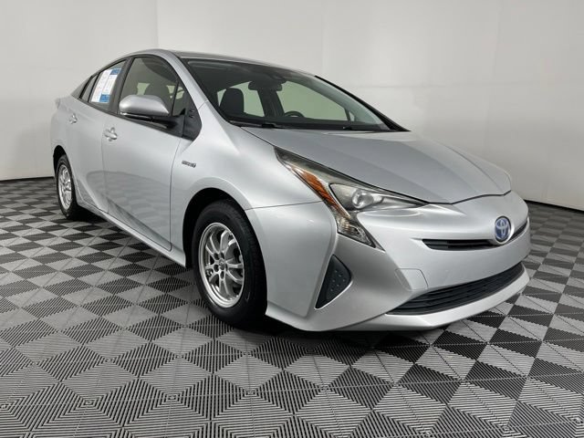 Used 2017 Toyota Prius Two FWD image 3