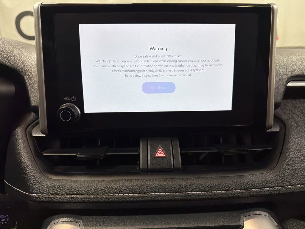 Used 2025 Toyota RAV4 XLE image 27