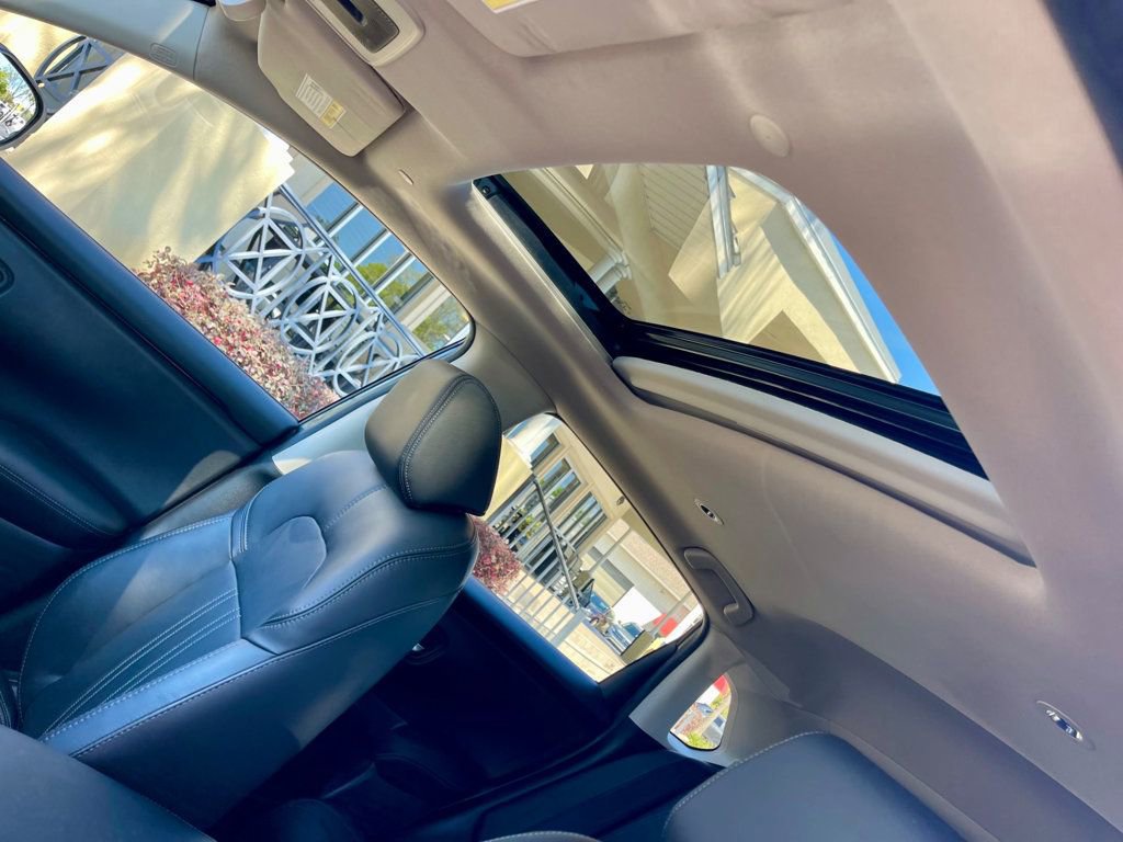 Used 2024 Honda HR-V EX-L image 17