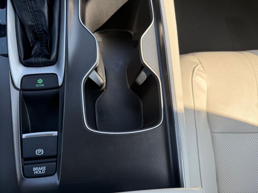 Used 2018 Honda Accord EX-L image 21