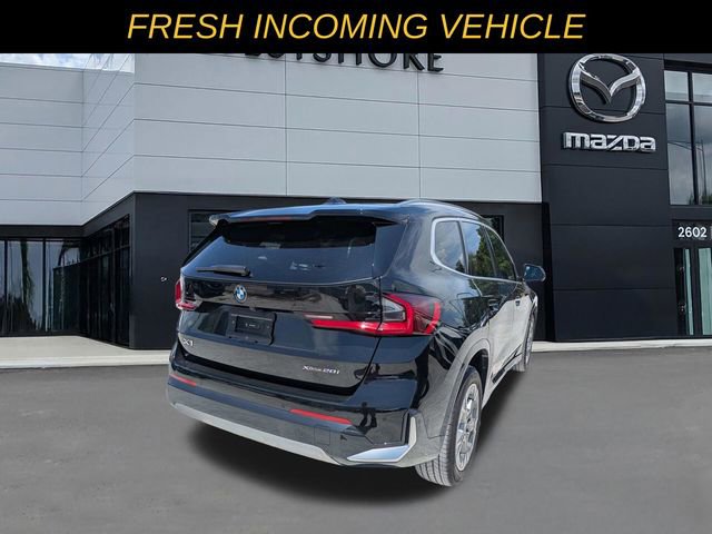Used 2025 BMW X1 xDrive28i AWD/4WD image 3