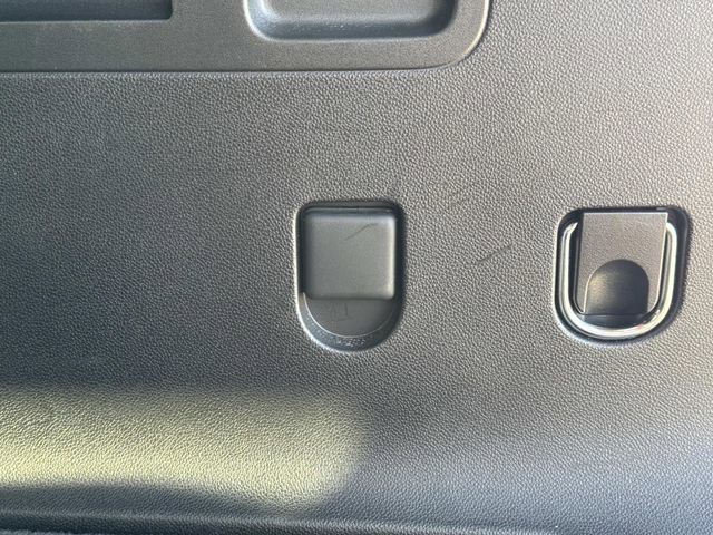 Used 2025 Chevrolet Traverse LT image 22