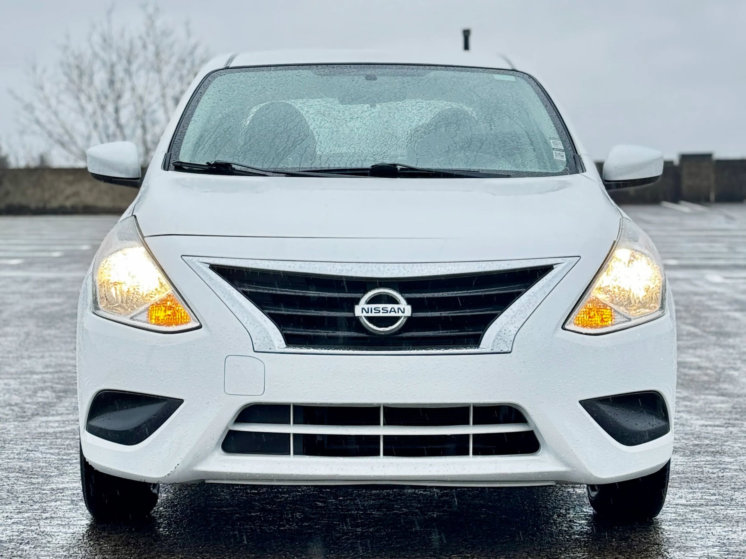 Used 2017 Nissan Versa S Plus image 7