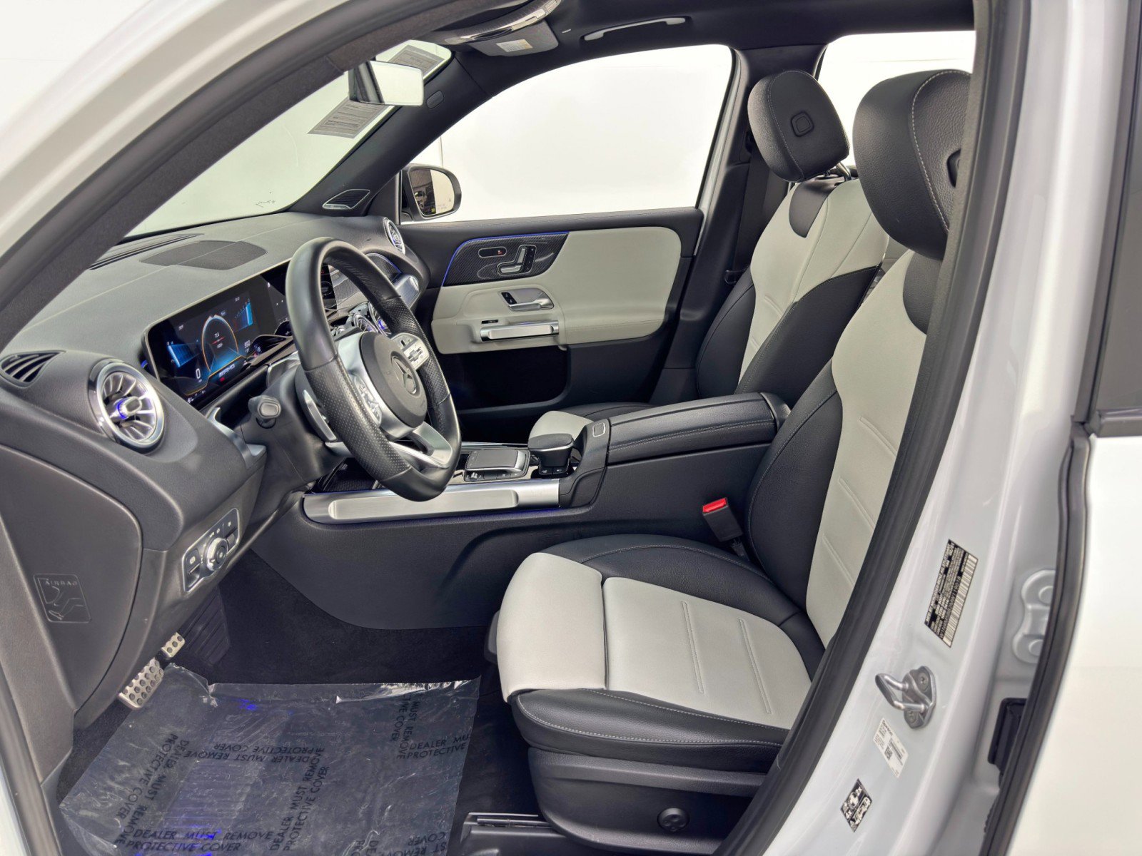 Used 2021 Mercedes-Benz GLB 35 AMG 4MATIC image 16