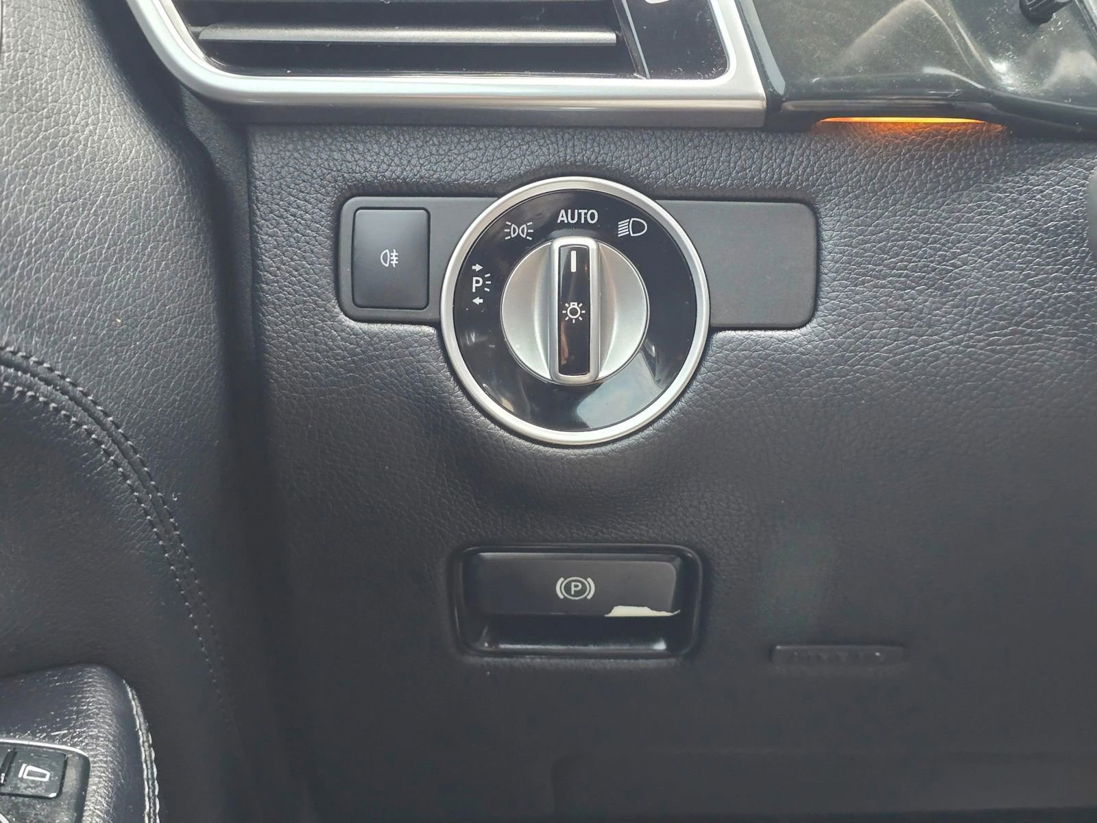 Used 2016 Mercedes-Benz GLE 400 4MATIC image 26