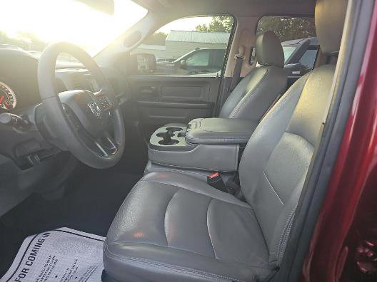 Used 2016 RAM 1500 Express RWD image 5