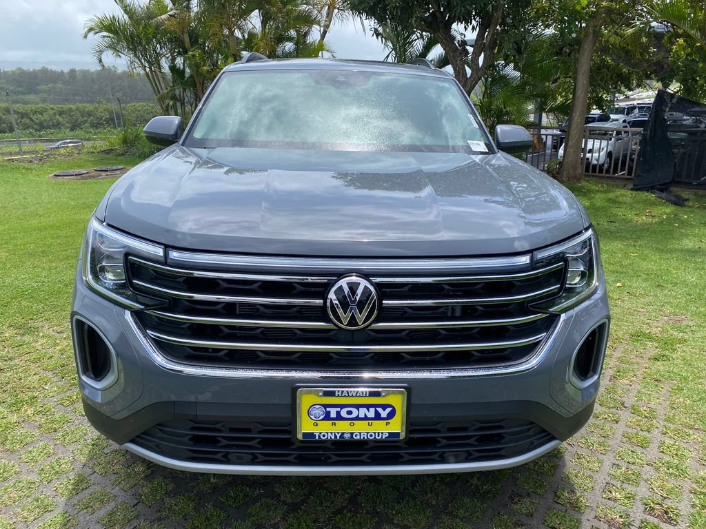 New 2026 Volkswagen Atlas SE FWD image 2