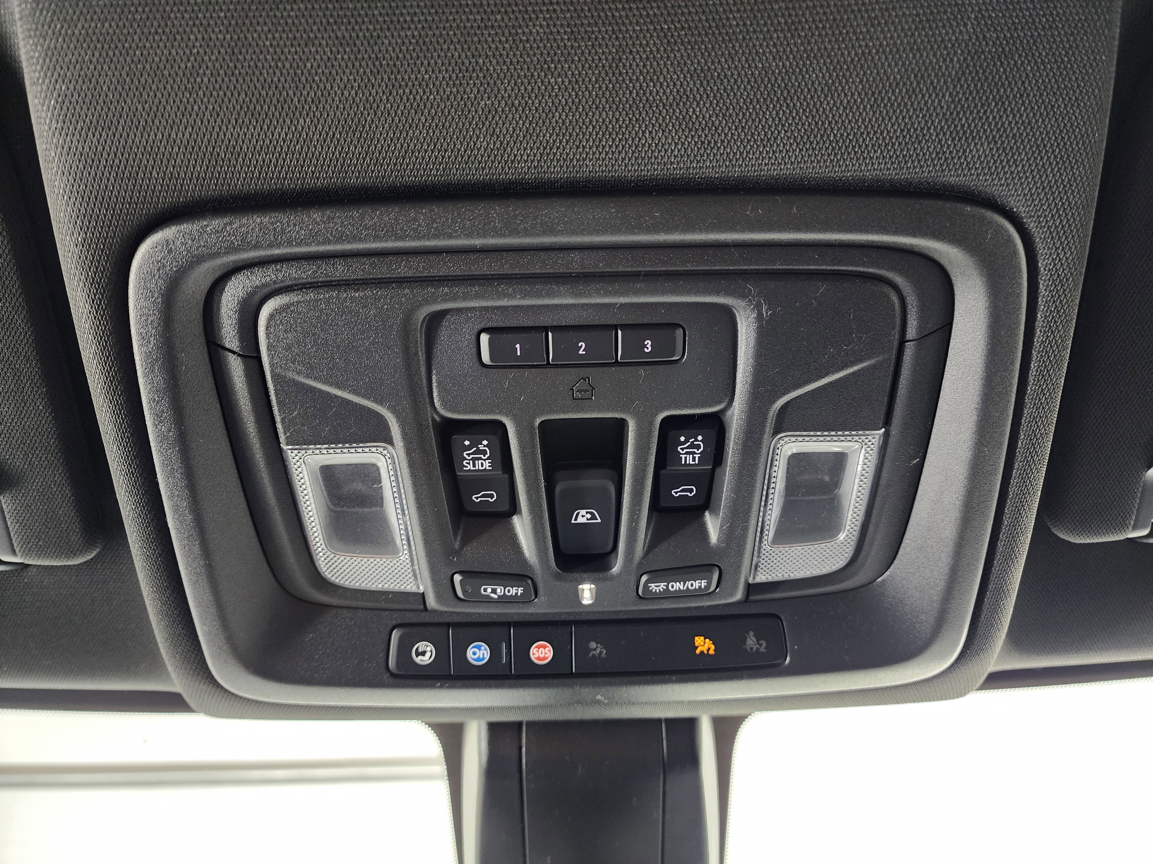 Used 2022 Chevrolet Silverado 3500 High Country image 66