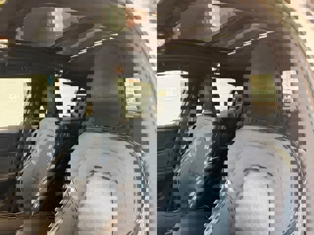 Used 2020 Volvo S60 T6 R-Design image 7