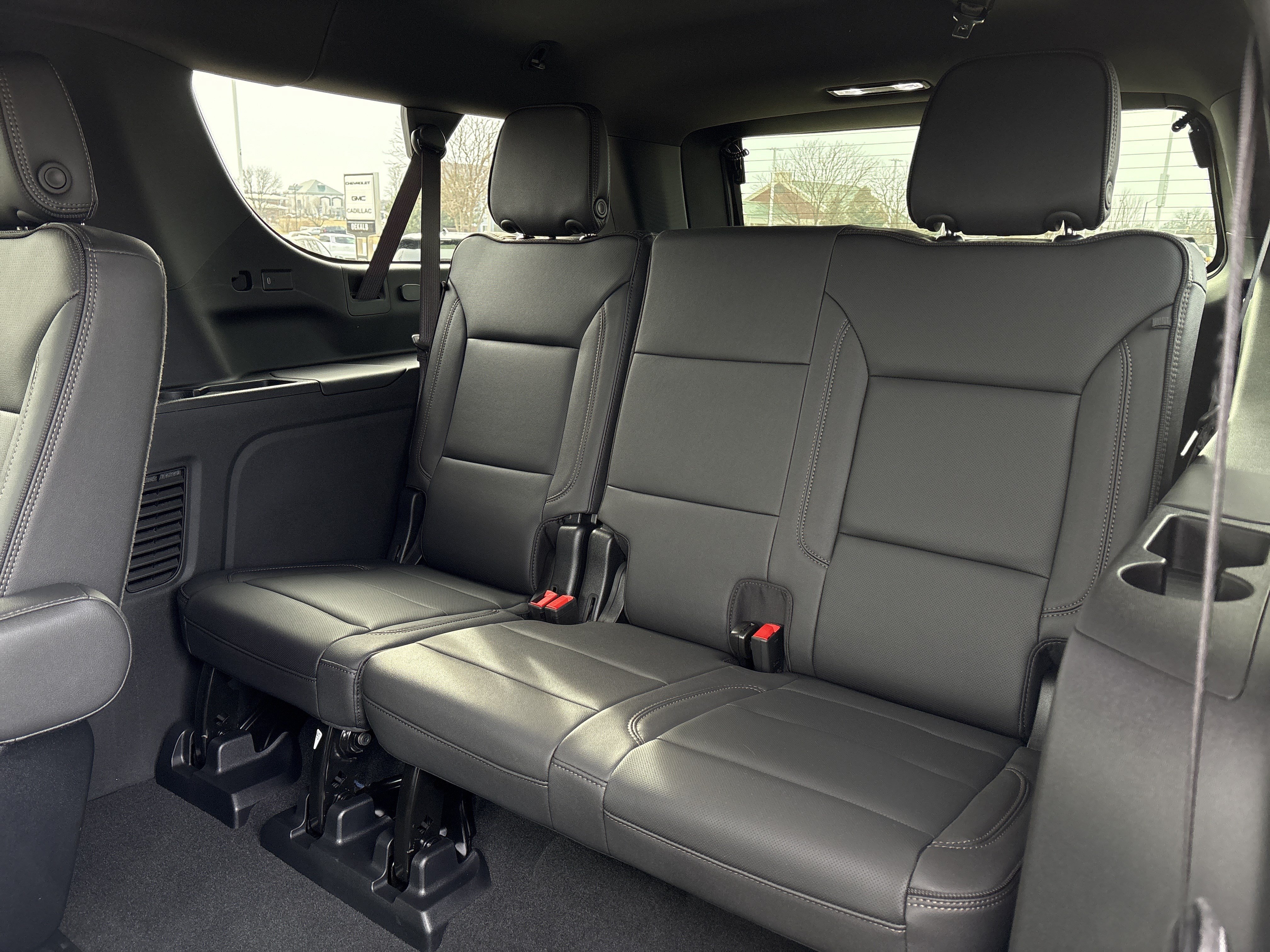 New 2025 Chevrolet Suburban High Country w/ LPO, Illumination Package AWD/4WD image 22
